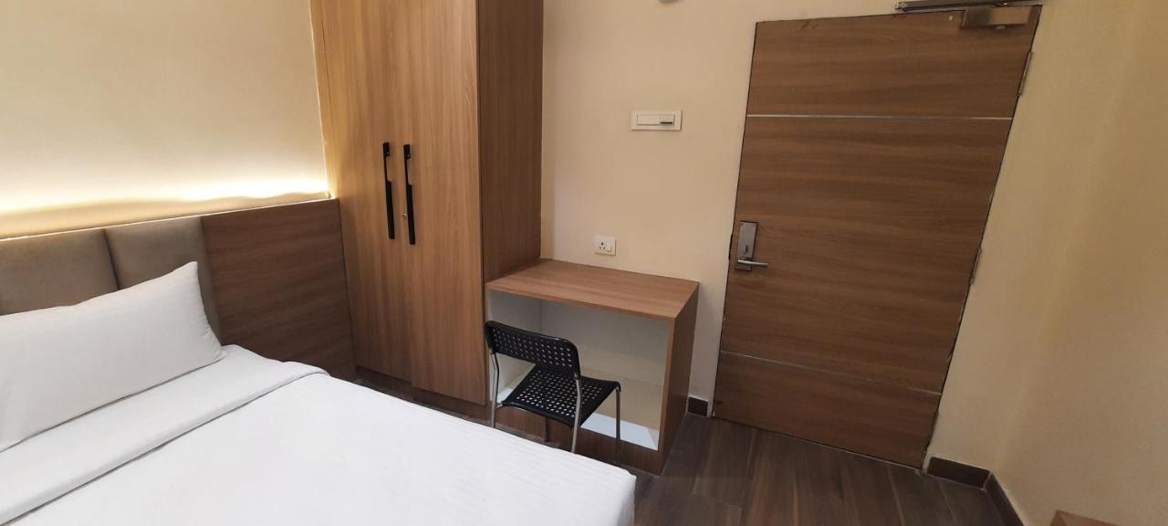 Hotel Sunrise Hospitality Віджаявада Екстер'єр фото