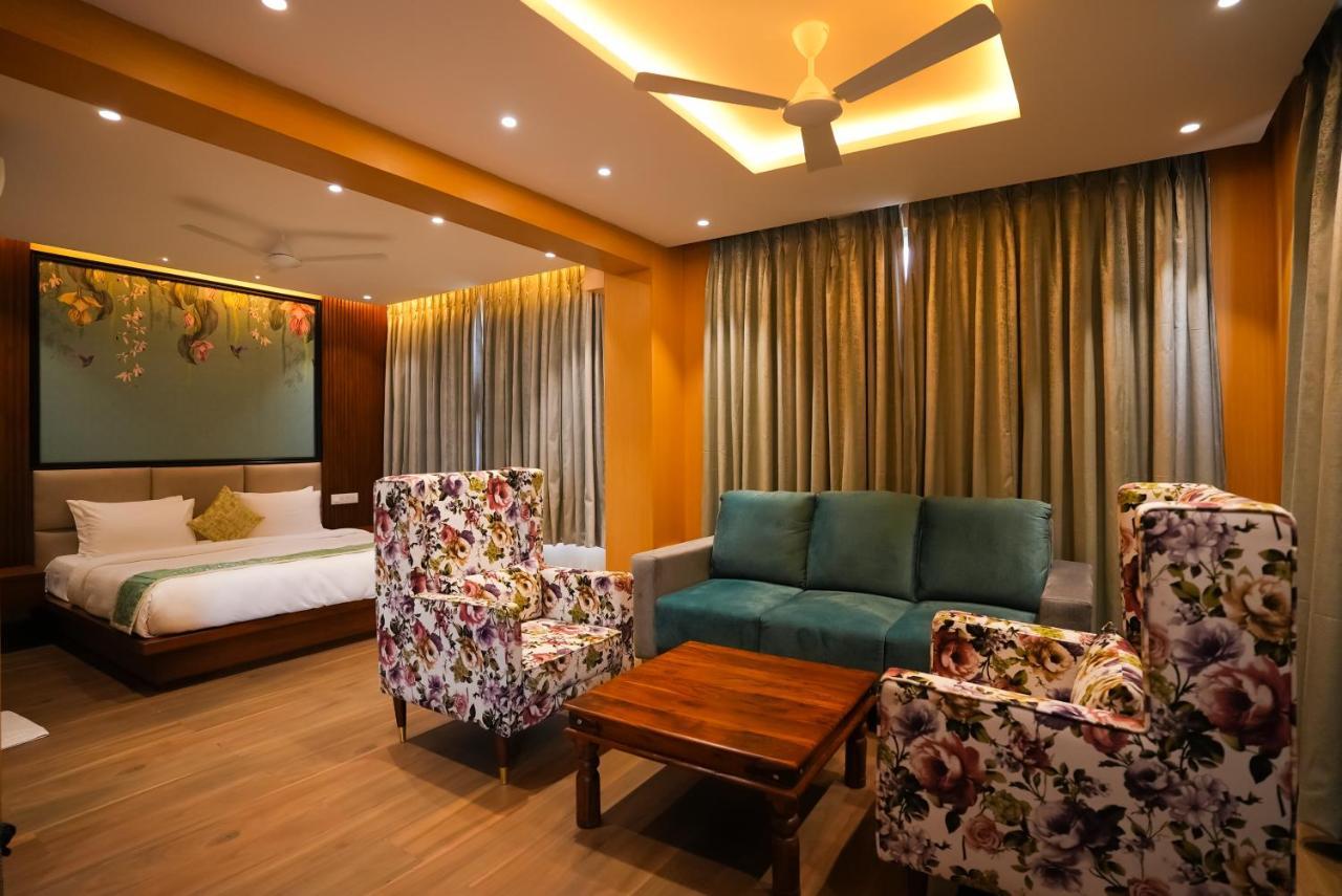 Hotel Sunrise Hospitality Віджаявада Екстер'єр фото