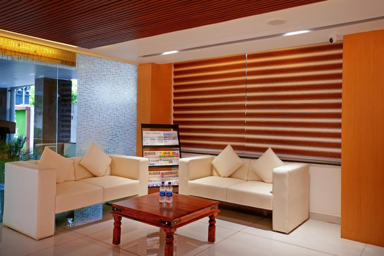 Hotel Sunrise Hospitality Віджаявада Екстер'єр фото